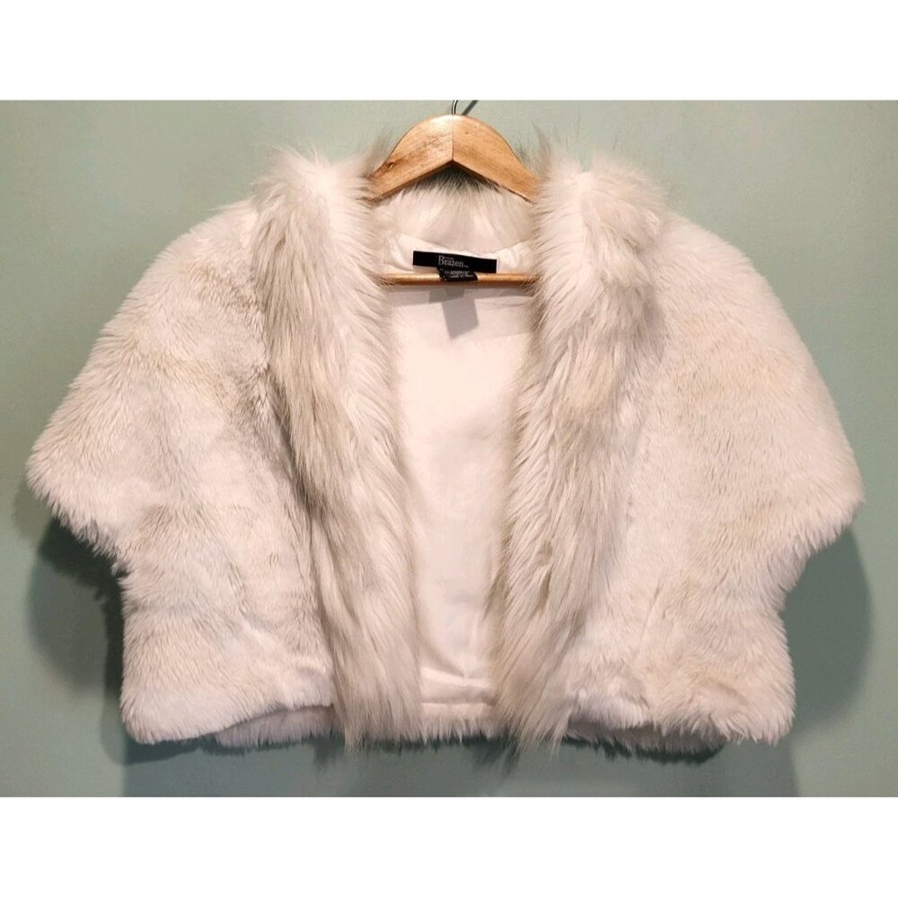 Faux Fur Cropped Cape Jacket - White
